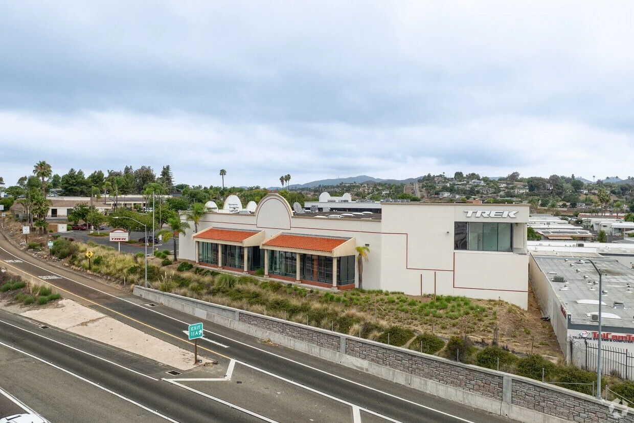 1617 Capalina Rd [Industrial, Showroom, Retail] — Mira
